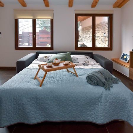 Vintage Garden Apartment Pula Ngoại thất bức ảnh